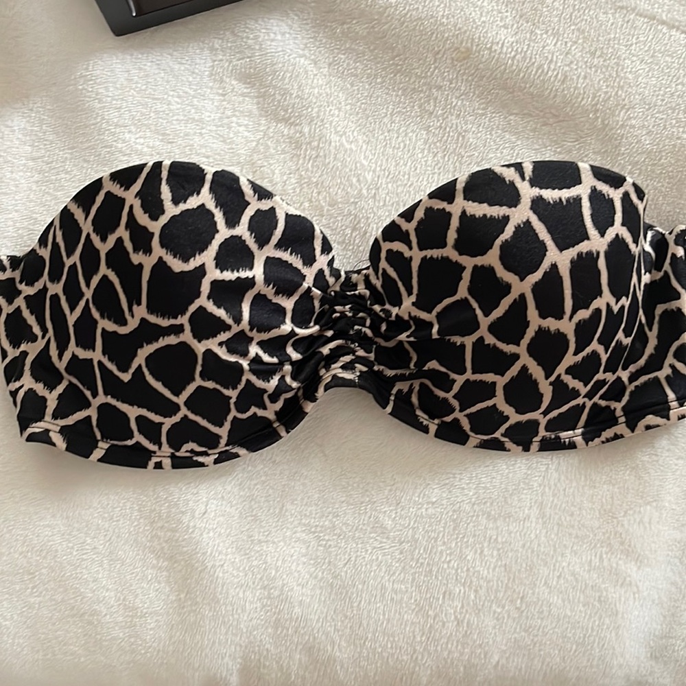 Victoria secret bathing suits top